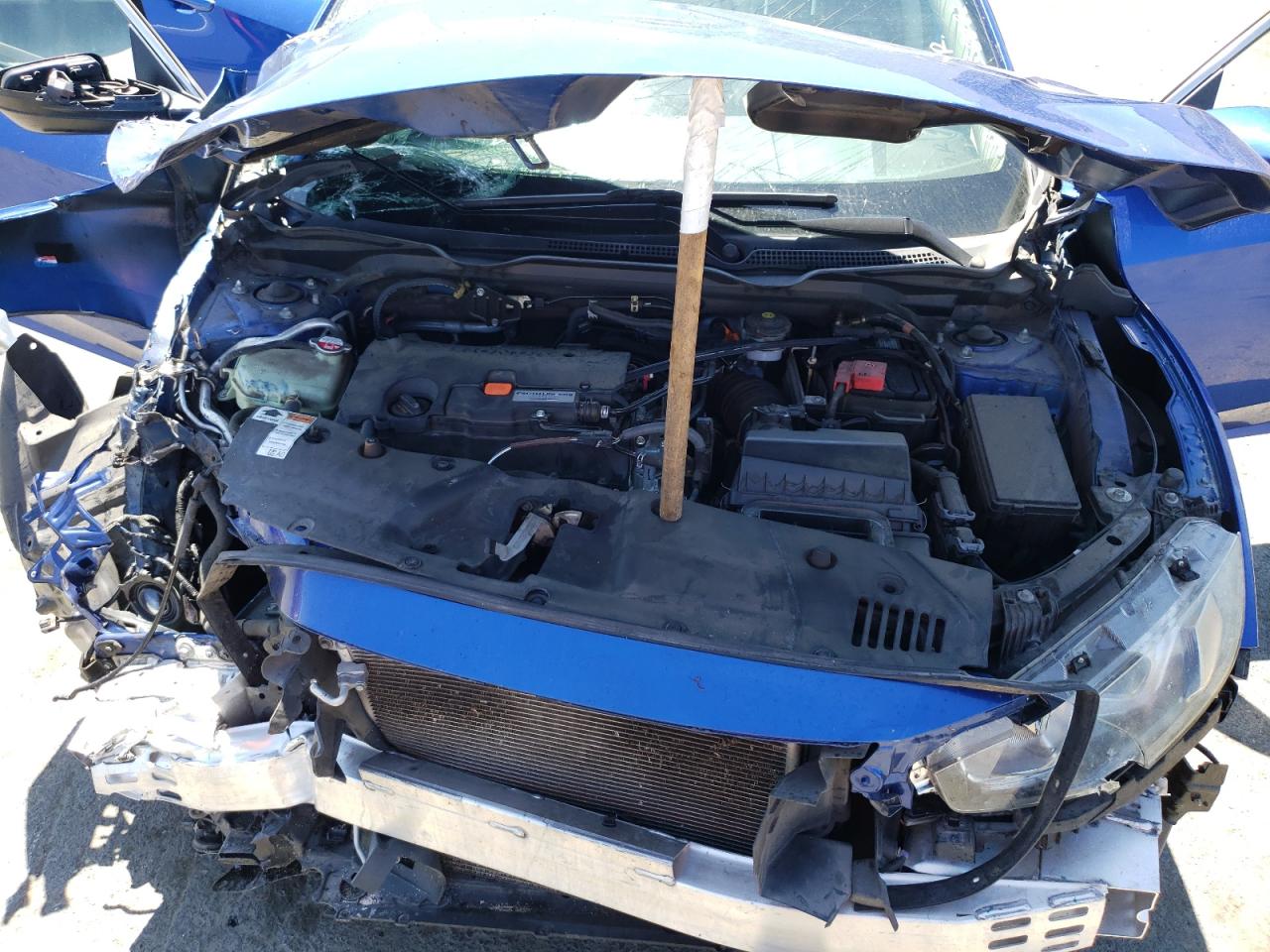 Photo 7 from auction – 2016 HONDA CIVIC LX with VIN 19XFC2F55GE220400