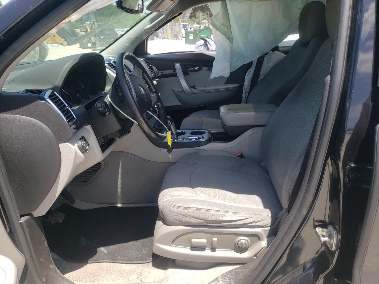 Photo 5 from auction – 2011 GMC ACADIA SLE with VIN 1GKKRPED6BJ149422