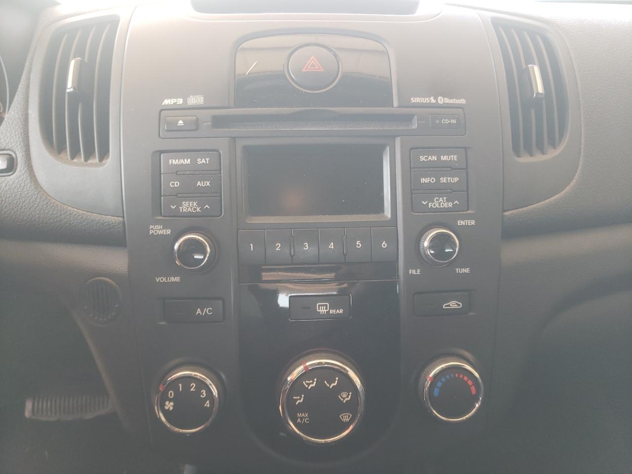 Photo 9 from auction – 2012 KIA FORTE EX with VIN KNAFU4A29C5605290