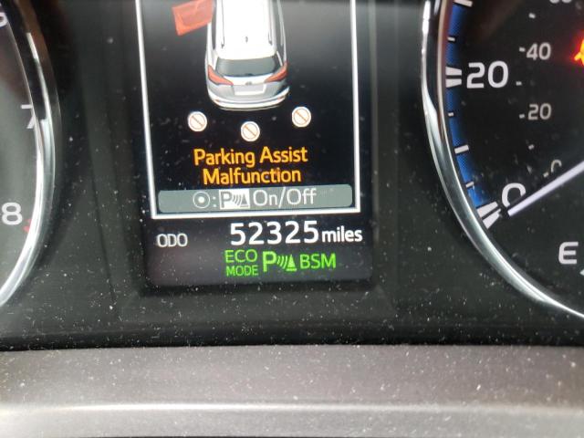 Photo 8 from auction – 2017 TOYOTA RAV4 LIMIT with VIN JTMDFREV0HJ124591