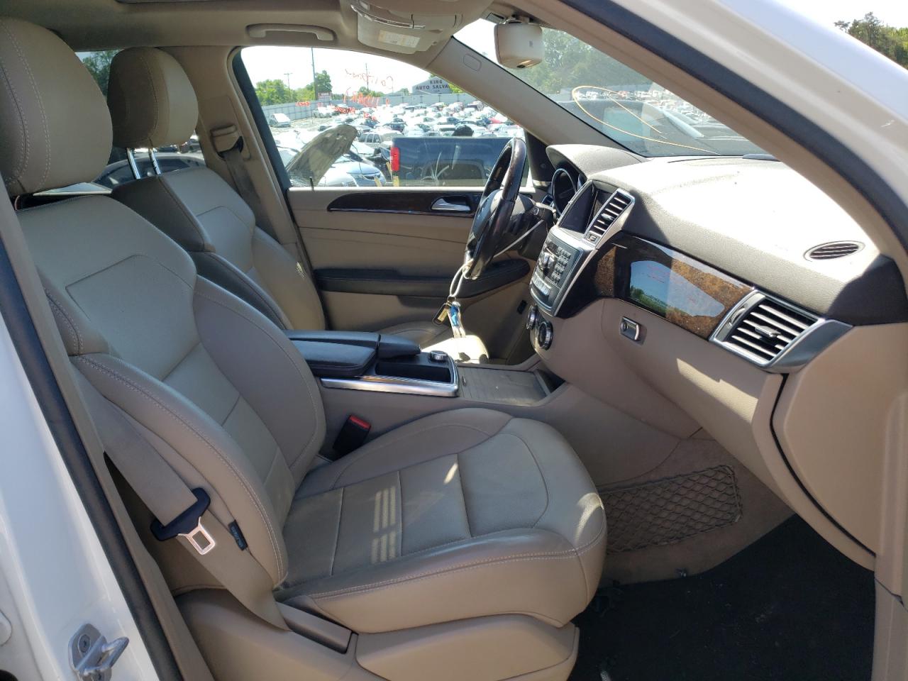 Photo 5 from auction – 2014 MERCEDES-BENZ ML 350 BLU with VIN 4JGDA2EB0EA324549