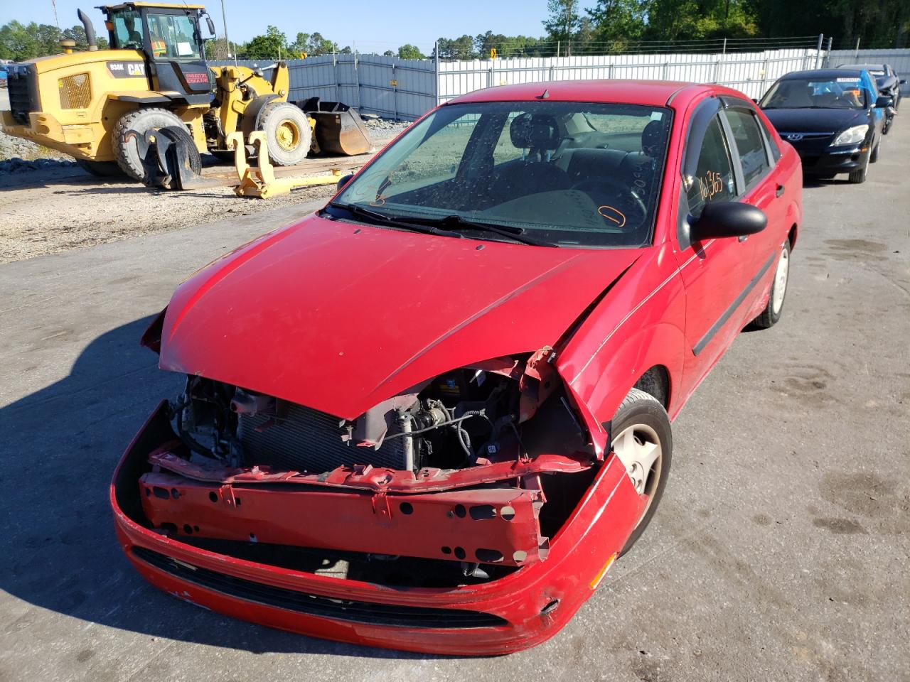 Photo 2 from auction – 2001 FORD FOCUS LX with VIN 1FAFP33P01W331049