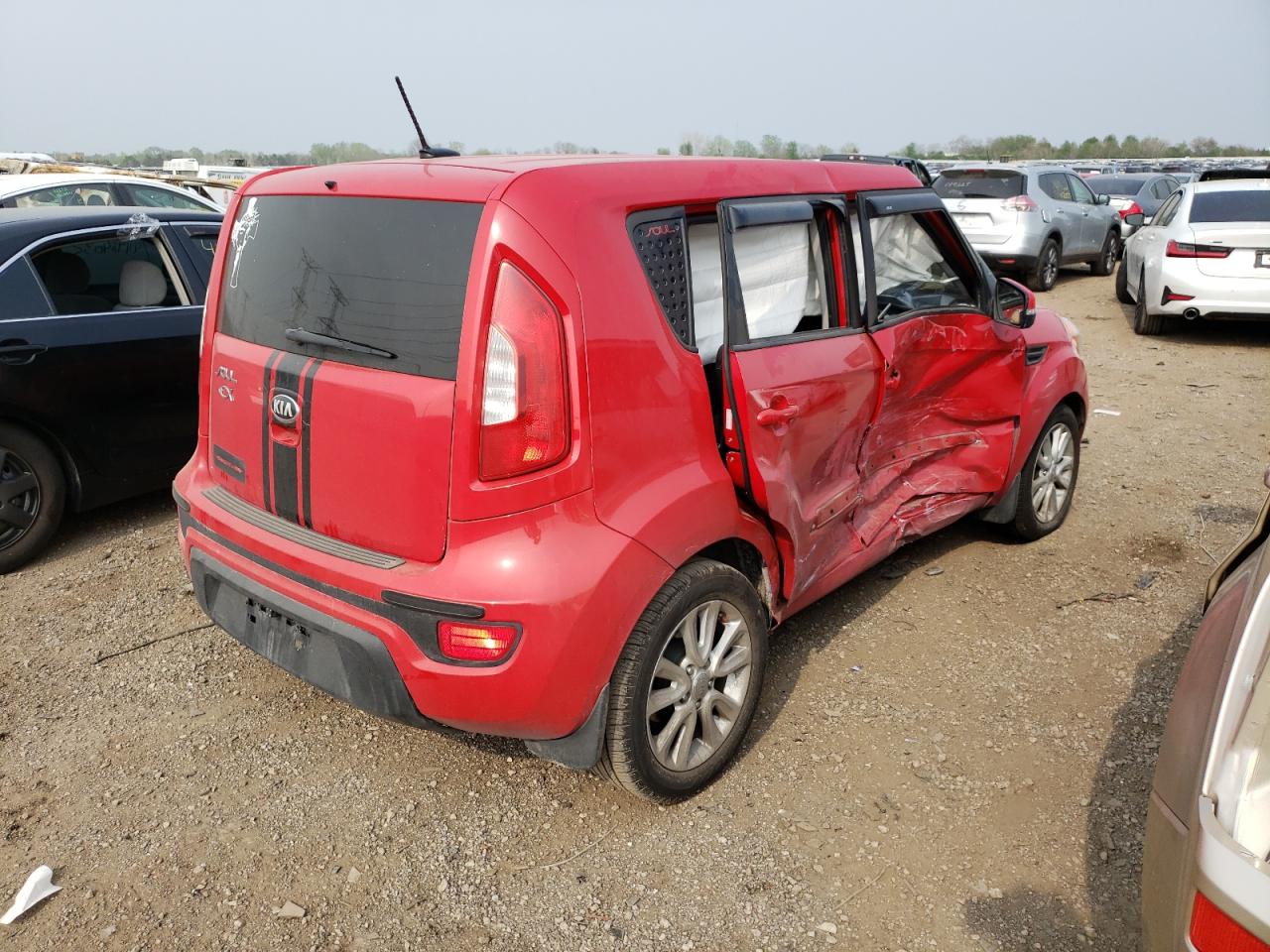 Photo 4 from auction – 2013 KIA SOUL + with VIN KNDJT2A66D7597873