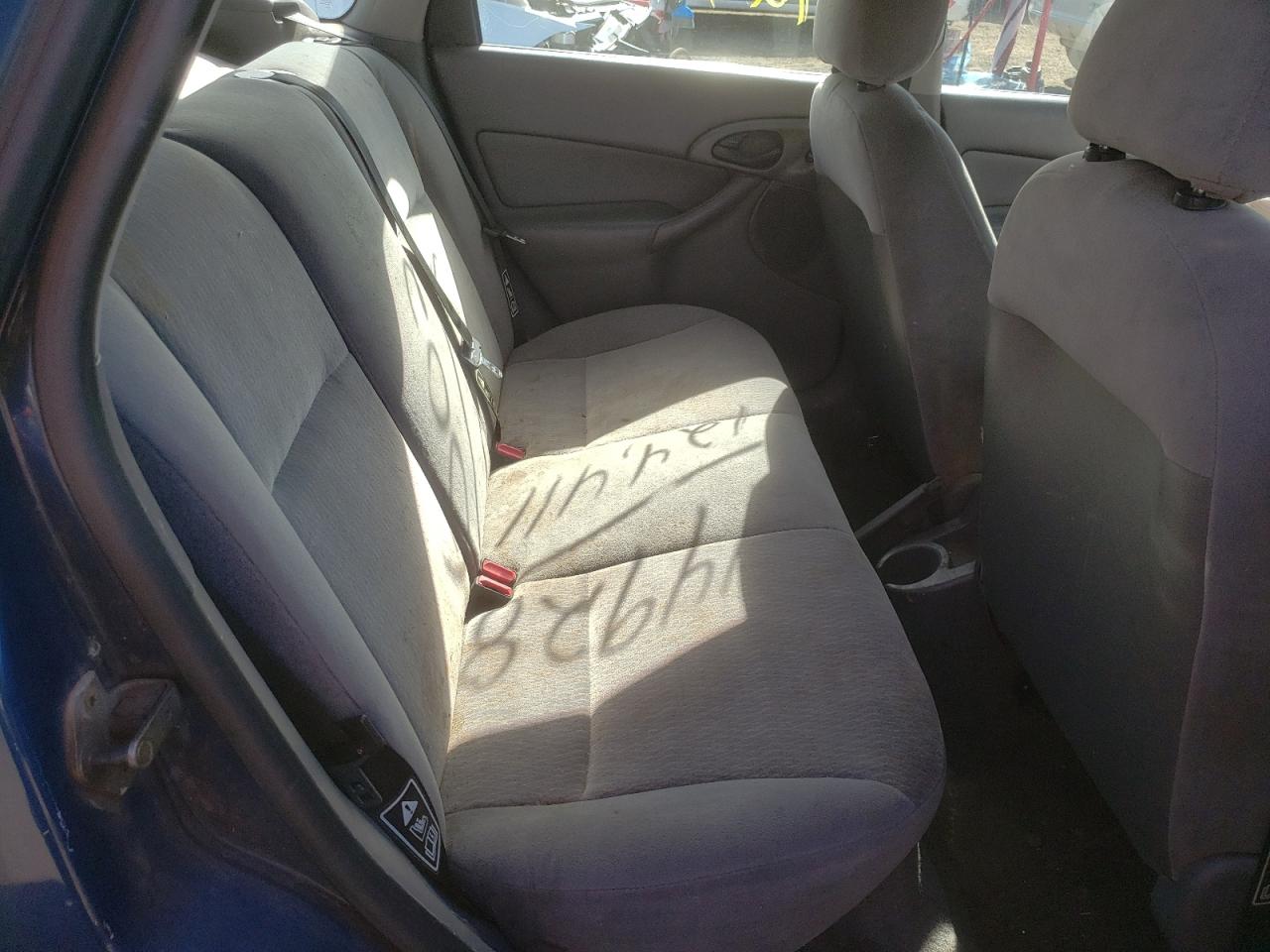 Photo 6 from auction – 2000 FORD FOCUS SE with VIN 1FAFP3639YW416412