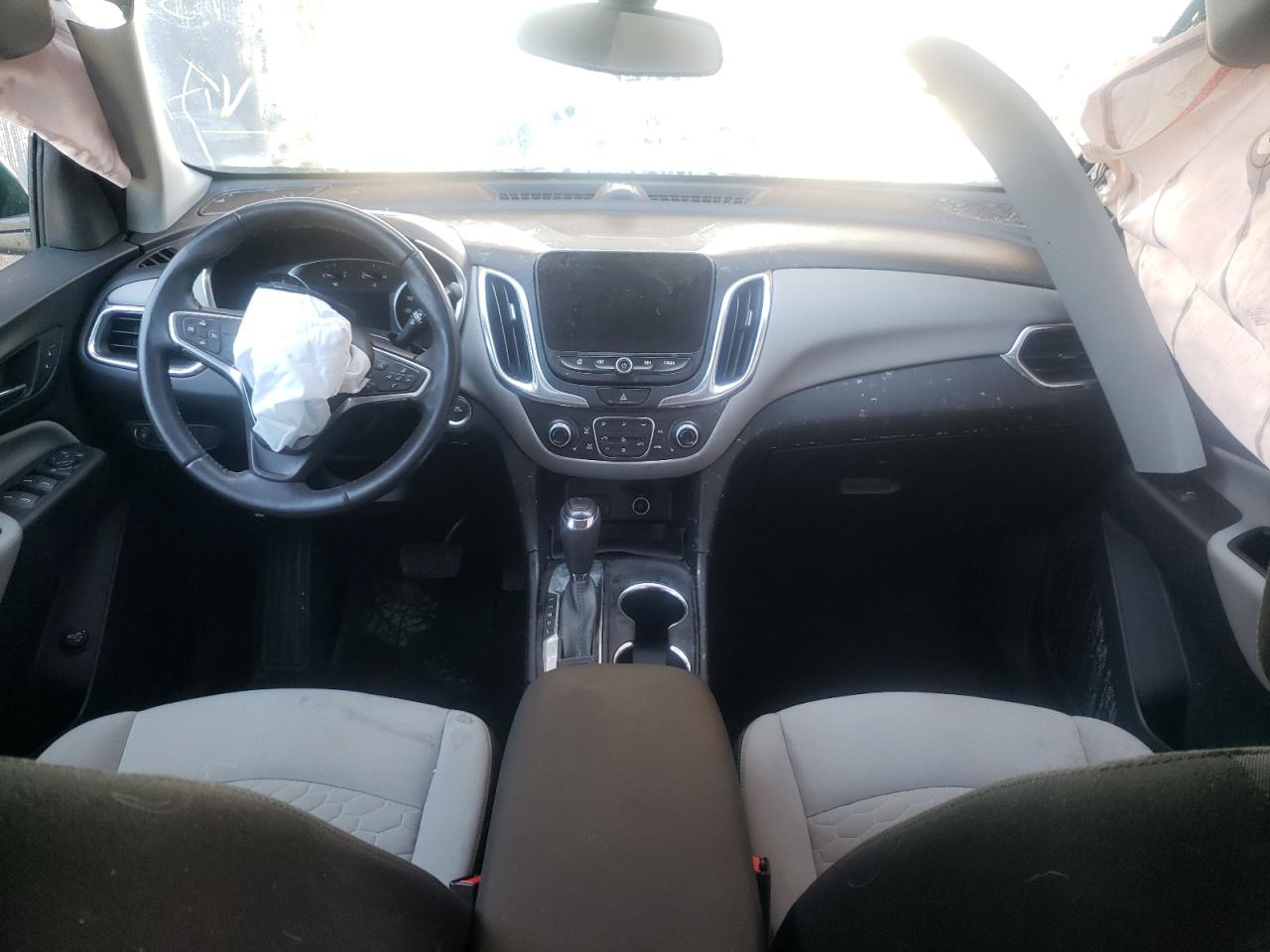 Photo 9 from auction – 2018 CHEVROLET EQUINOX LT with VIN 2GNAXJEV3J6318219