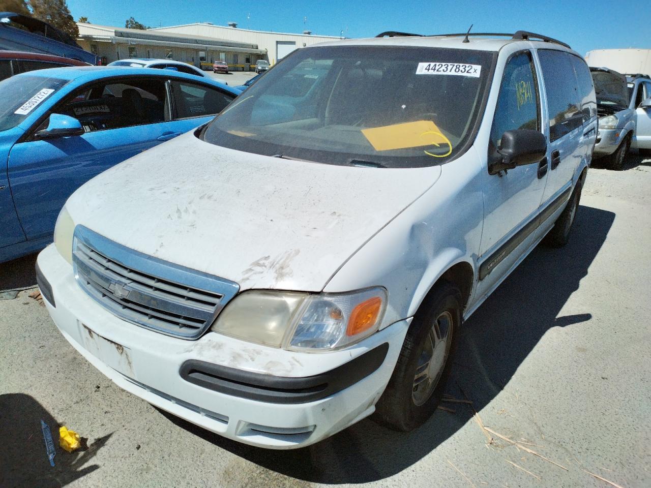 Photo 2 from auction – 2001 CHEVROLET VENTURE with VIN 1GNDX03E71D175299