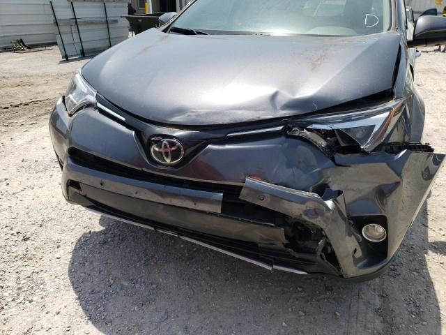 Photo 9 from auction – 2017 TOYOTA RAV4 LIMIT with VIN JTMYFREV4HD107969