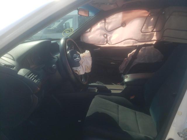 Photo 5 from auction – 2011 HONDA ACCORD CRO with VIN 5J6TF1H30BL002195