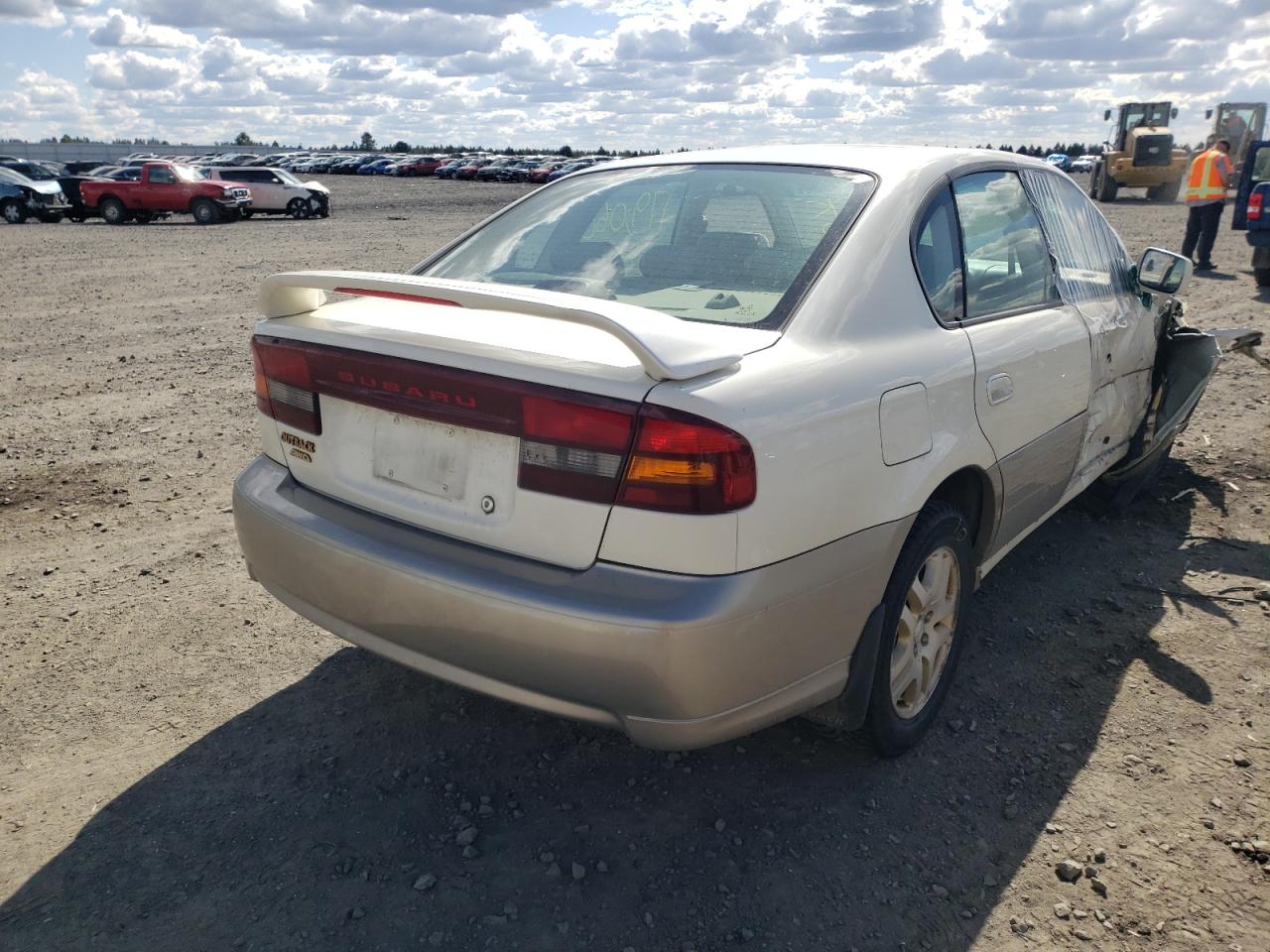 Photo 4 from auction – 2003 SUBARU LEGACY OUT with VIN 4S3BE686537209803