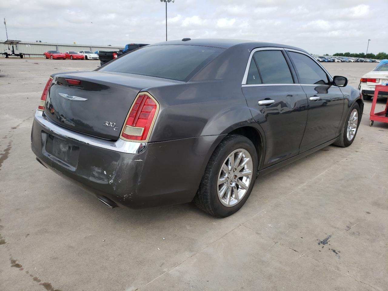 Photo 4 from auction – 2013 CHRYSLER 300C with VIN 2C3CCAET5DH657332
