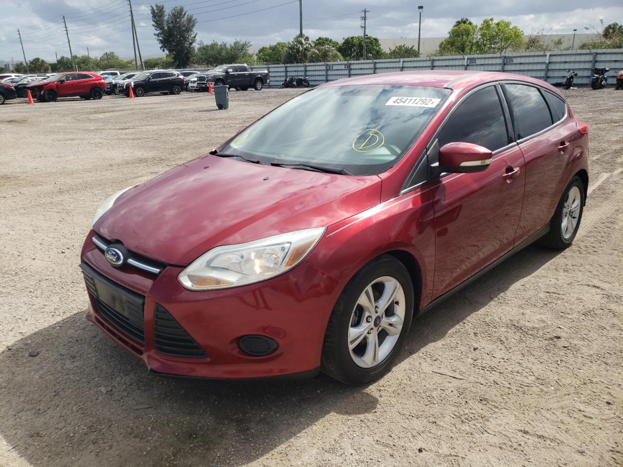 Photo 2 from auction – 2014 FORD FOCUS SE with VIN 1FADP3K21EL333851