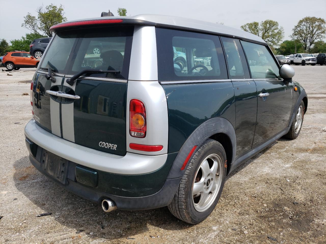 Photo 4 from auction – 2009 MINI COOPER CLU with VIN WMWML33579TX33978