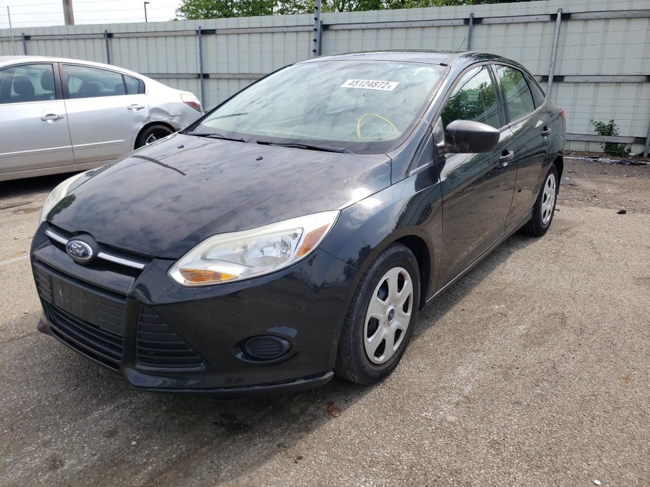 Photo 2 from auction – 2012 FORD FOCUS S with VIN 1FAHP3E24CL289127