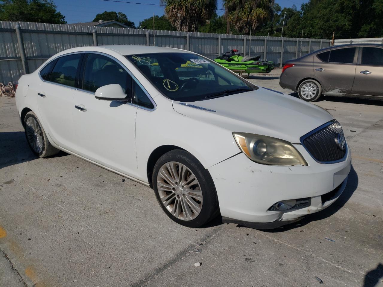 BUICK VERANO 2013 с VIN 1G4PP5SK5D4218158 - Фото с аукциона