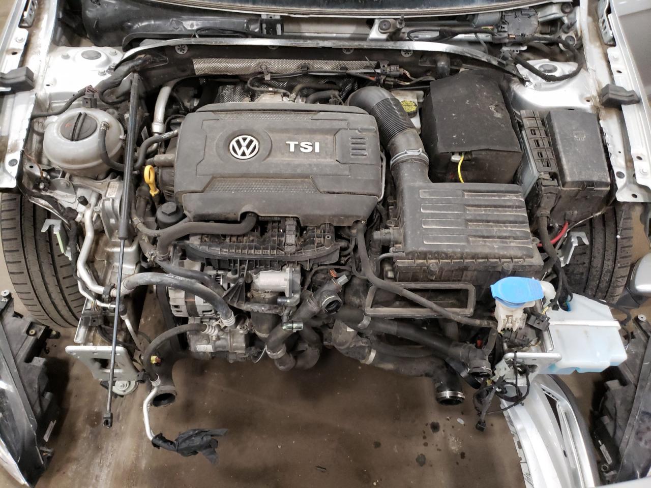 Photo 7 from auction – 2017 VOLKSWAGEN GOLF ALLTR with VIN 3VWH17AU2HM523701