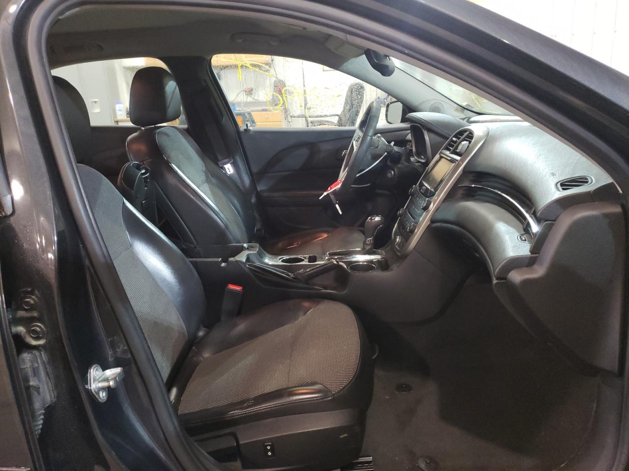Photo 5 from auction – 2014 CHEVROLET MALIBU 1LT with VIN 1G11C5SL6EF175933
