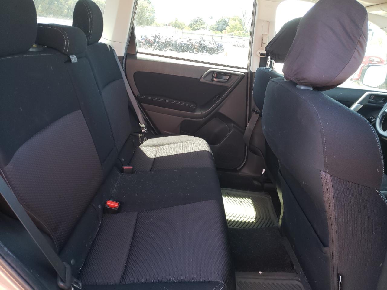 Photo 6 from auction – 2015 SUBARU FORESTER 2 with VIN JF2SJAFC5FH549878