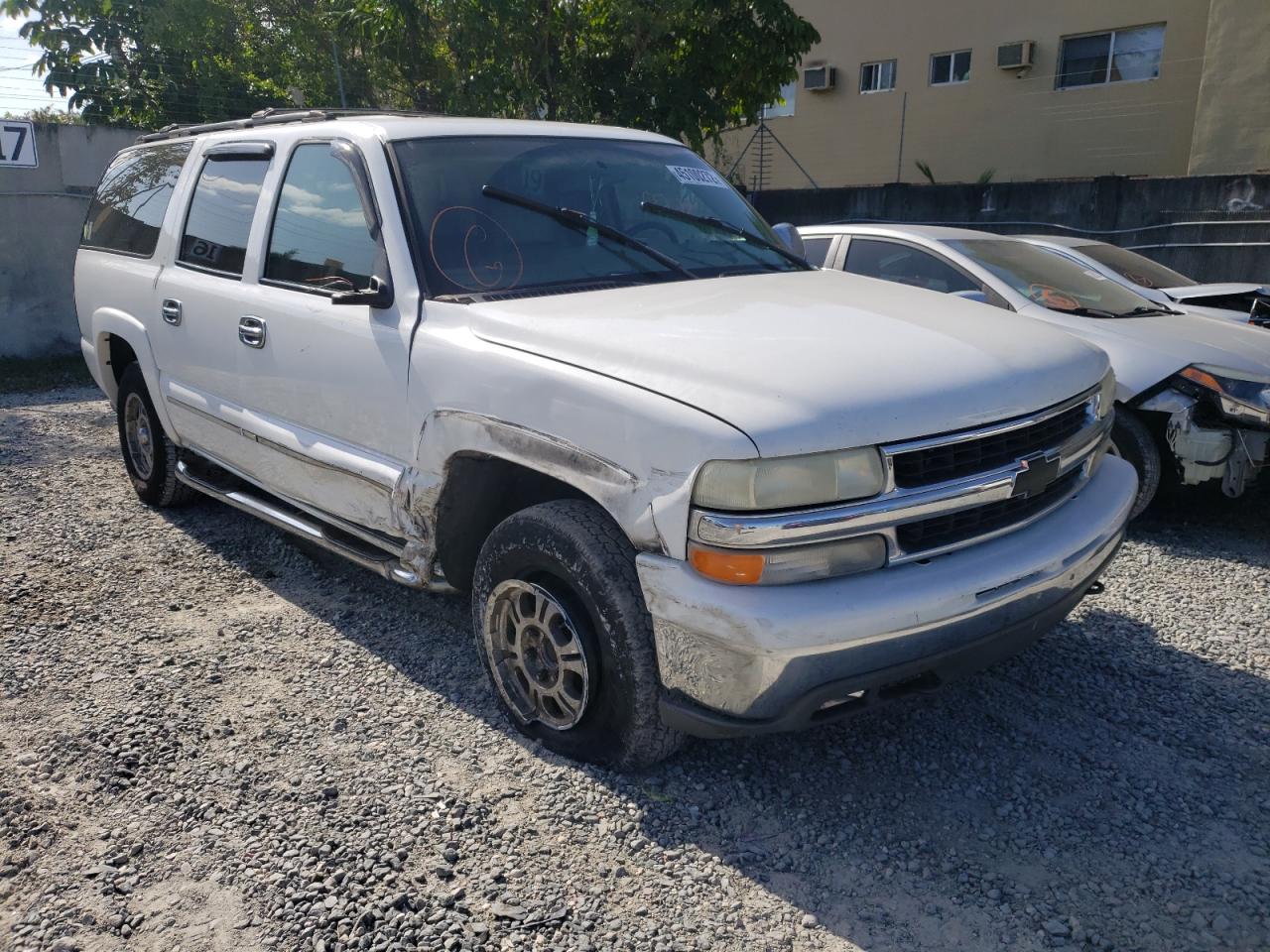 CHEVROLET SUBURBAN K 2001 with VIN 3GNFK16TX1G274628 - Photo from auction