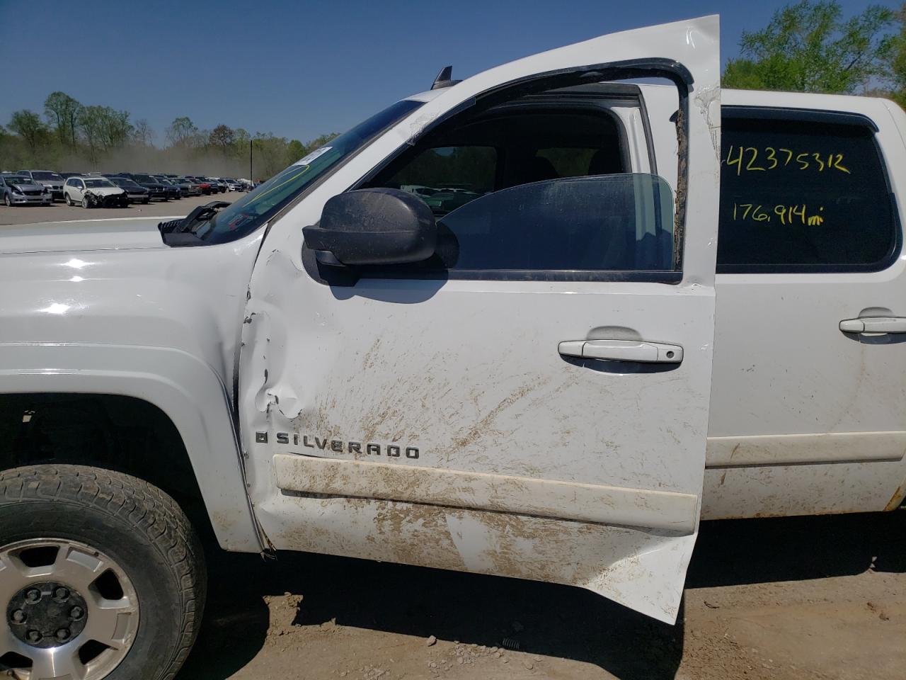 Photo 9 from auction – 2008 CHEVROLET SILVERADO with VIN 2GCEK13M381153976