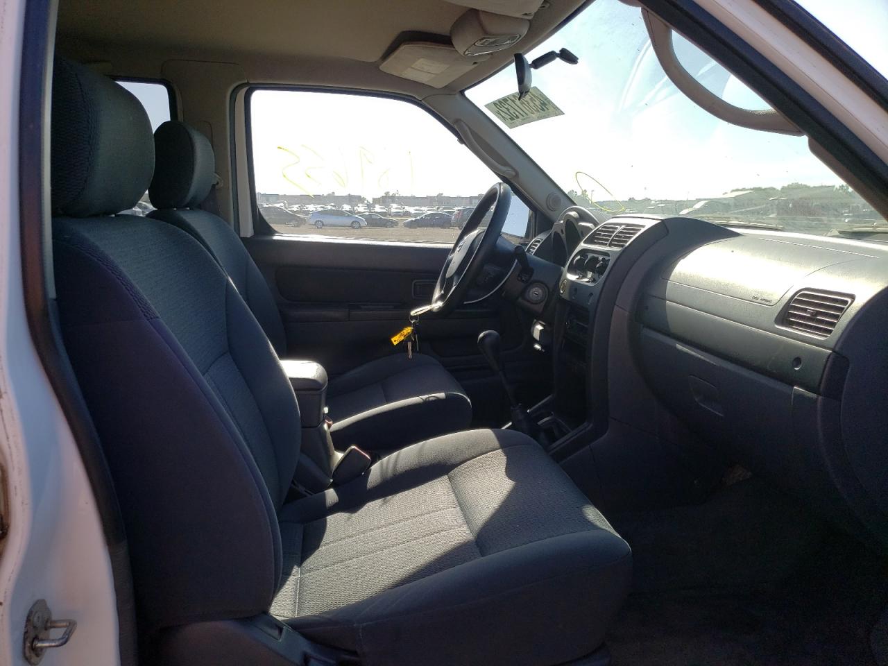 Photo 5 from auction – 2002 NISSAN FRONTIER C with VIN 1N6ED29XX2C353706