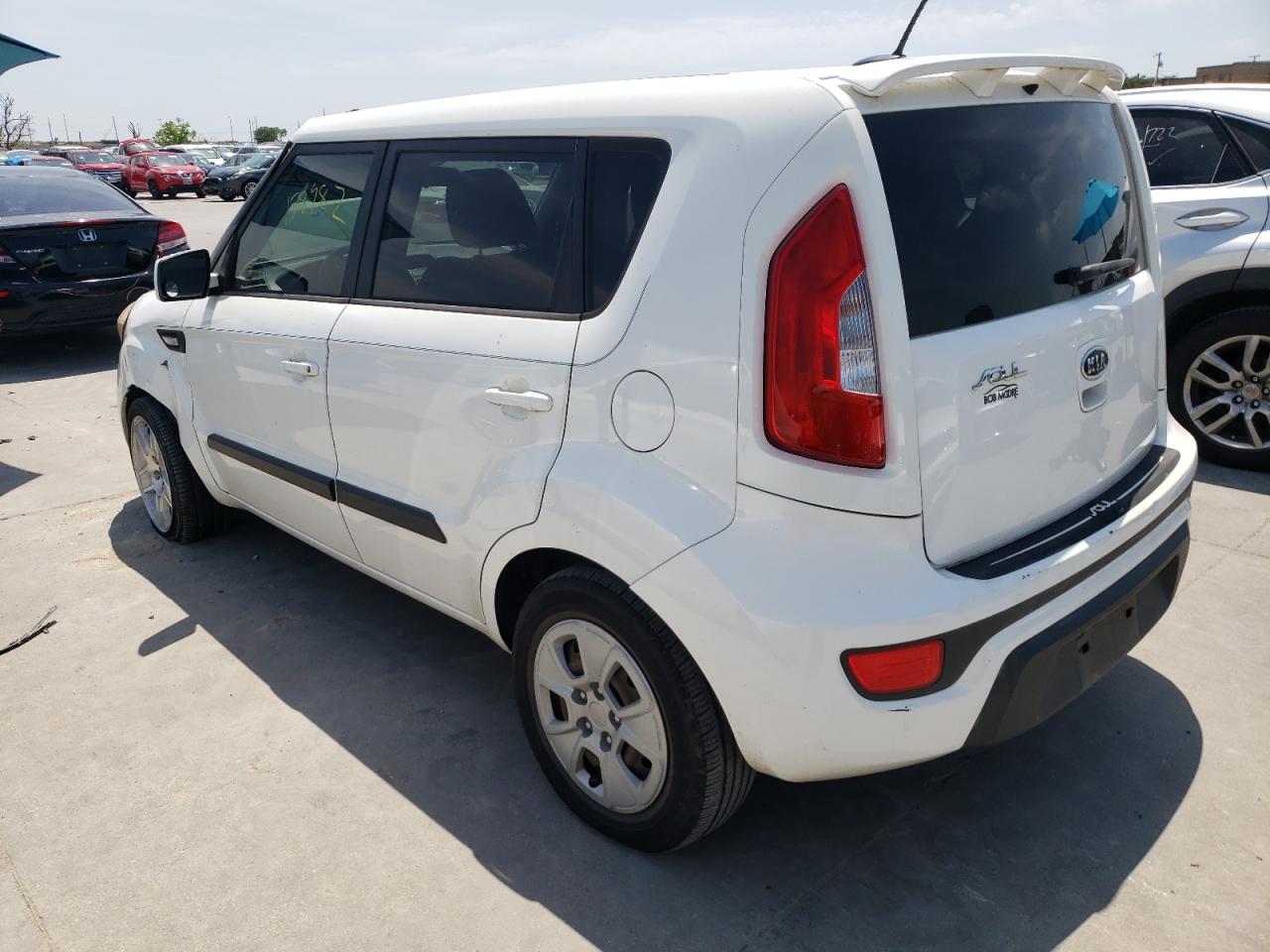 Photo 3 from auction – 2012 KIA SOUL with VIN KNDJT2A52C7453307