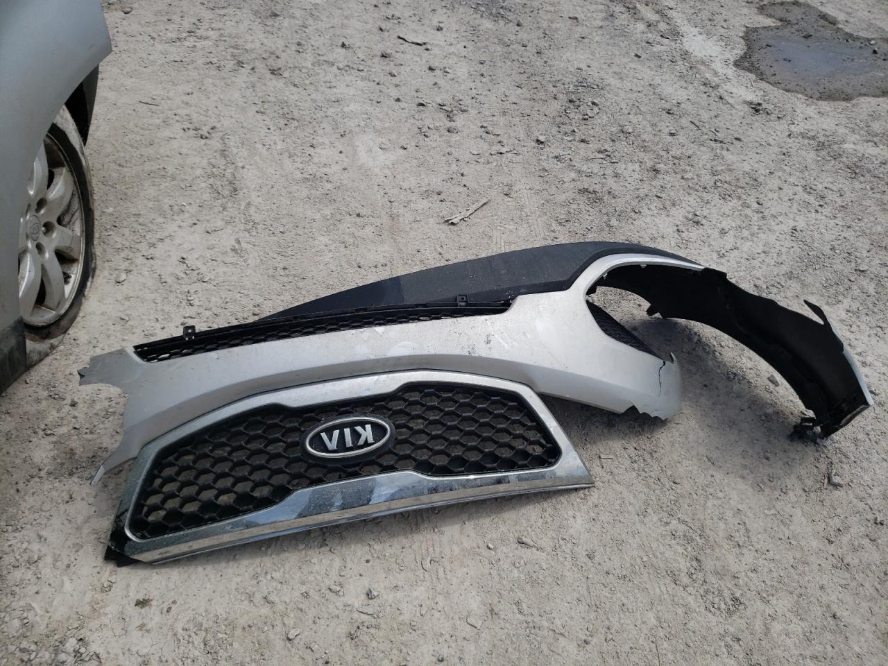 Photo 9 from auction – 2012 KIA SORENTO BA with VIN 5XYKT3A17CG191570