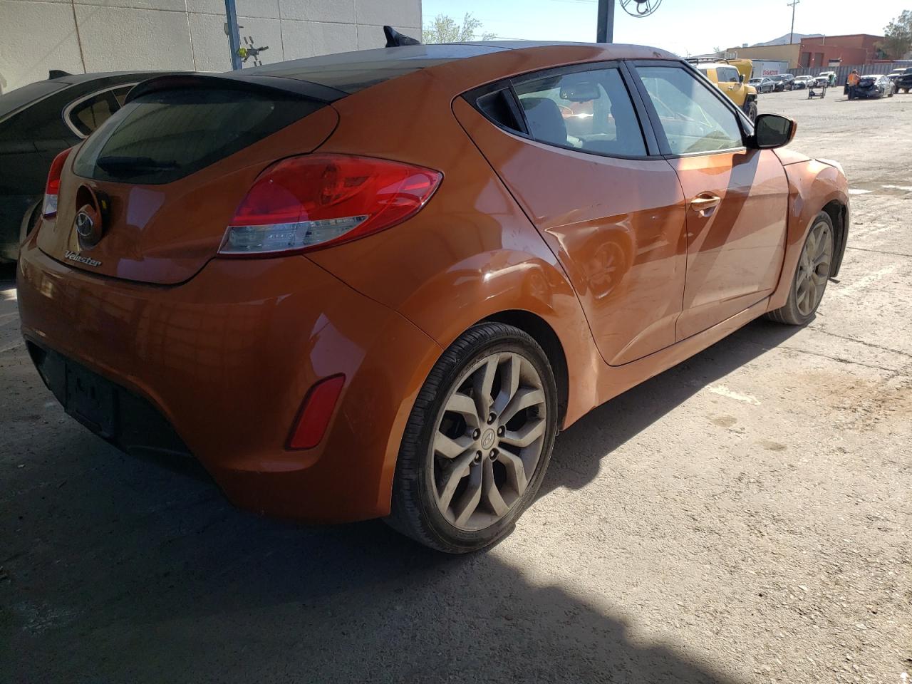 Photo 4 from auction – 2012 HYUNDAI VELOSTER with VIN KMHTC6ADXCU066301
