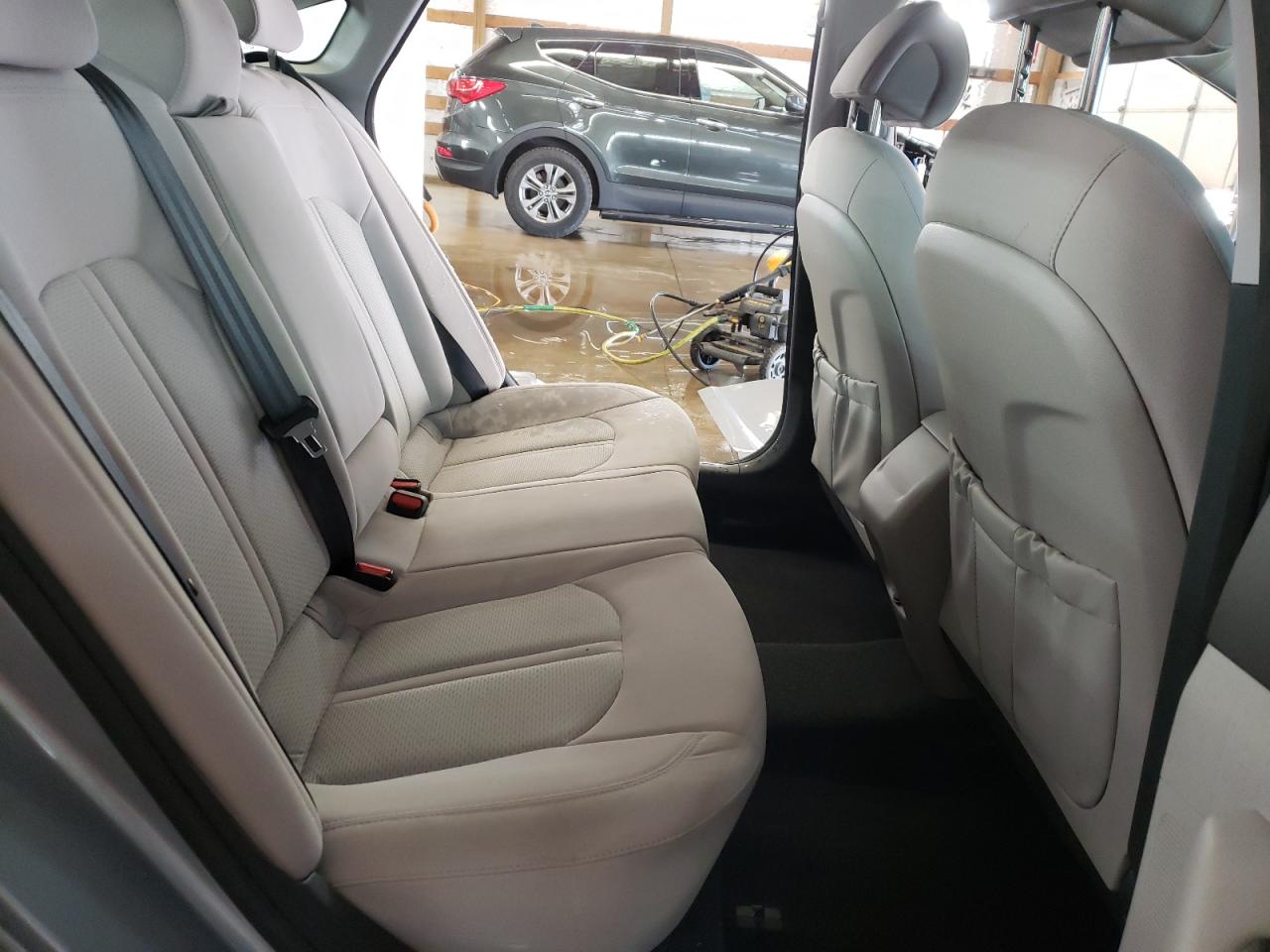 Photo 6 from auction – 2015 HYUNDAI SONATA SE with VIN 5NPE24AF5FH210258