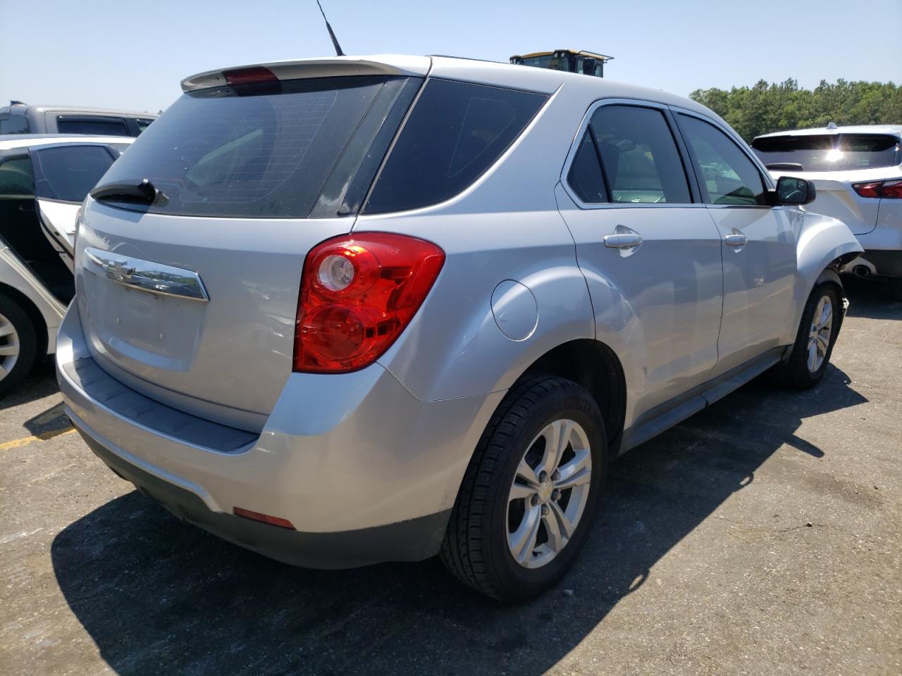 Photo 4 from auction – 2012 CHEVROLET EQUINOX LS with VIN 2GNALBEK6C1248772