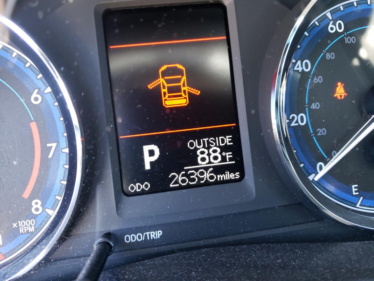 Фото 8 с аукциона – 2017 TOYOTA COROLLA L с VIN 5YFBURHEXHP699740