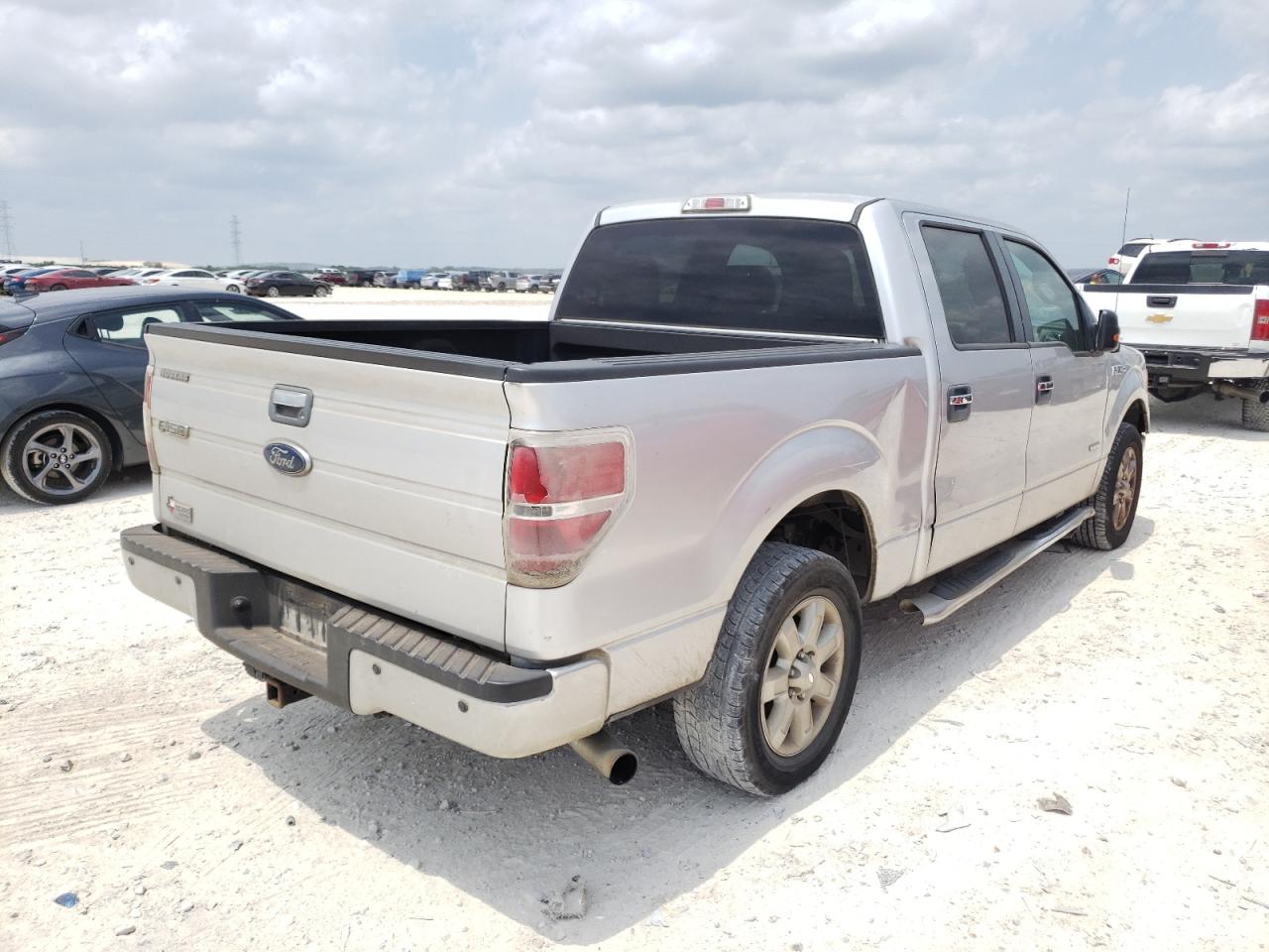 Photo 4 from auction – 2013 FORD F150 SUPER with VIN 1FTFW1CT5DFA16671