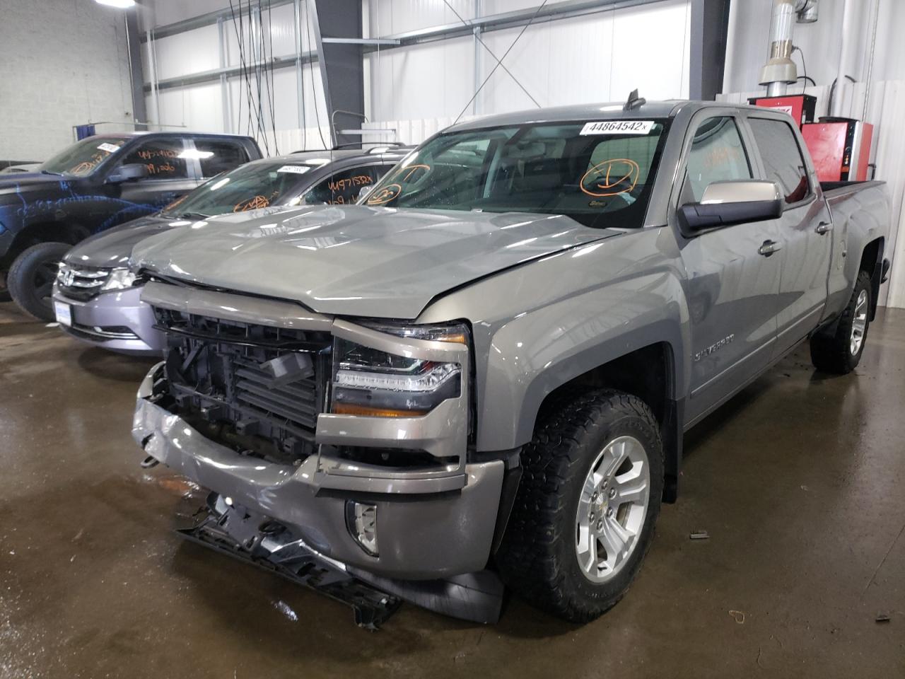 Photo 2 from auction – 2017 CHEVROLET SILVERADO with VIN 3GCUKREC4HG265630