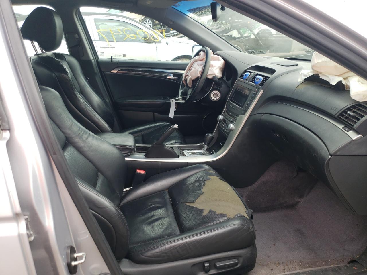Photo 15 from auction – 2004 ACURA TL with VIN 19UUA66254A031983