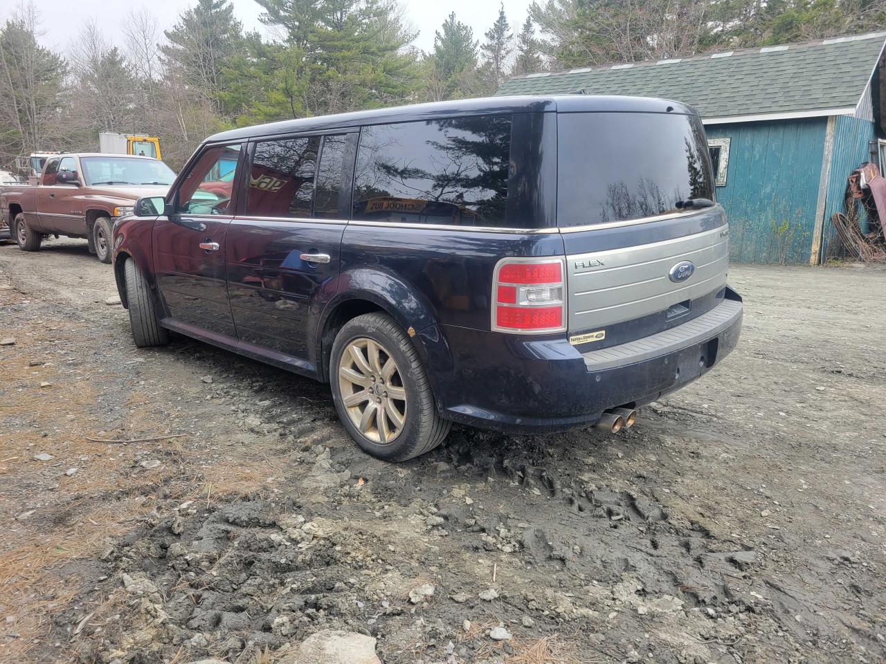 Photo 3 from auction – 2009 FORD FLEX LIMIT with VIN 2FMEK63C39BA27113