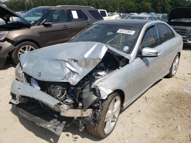 Photo 2 from auction – 2011 MERCEDES-BENZ C 300 with VIN WDDGF5EB7BF643004