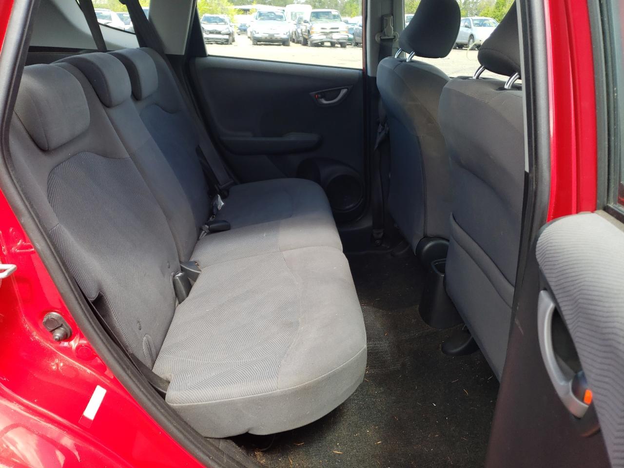 Photo 6 from auction – 2010 HONDA FIT with VIN JHMGE8H20AC040551