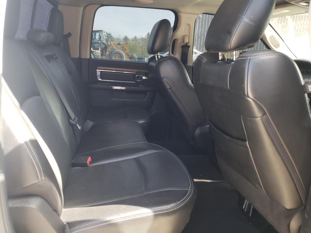 Photo 6 from auction – 2013 RAM 1500 LARAM with VIN 1C6RR7NT7DS592037