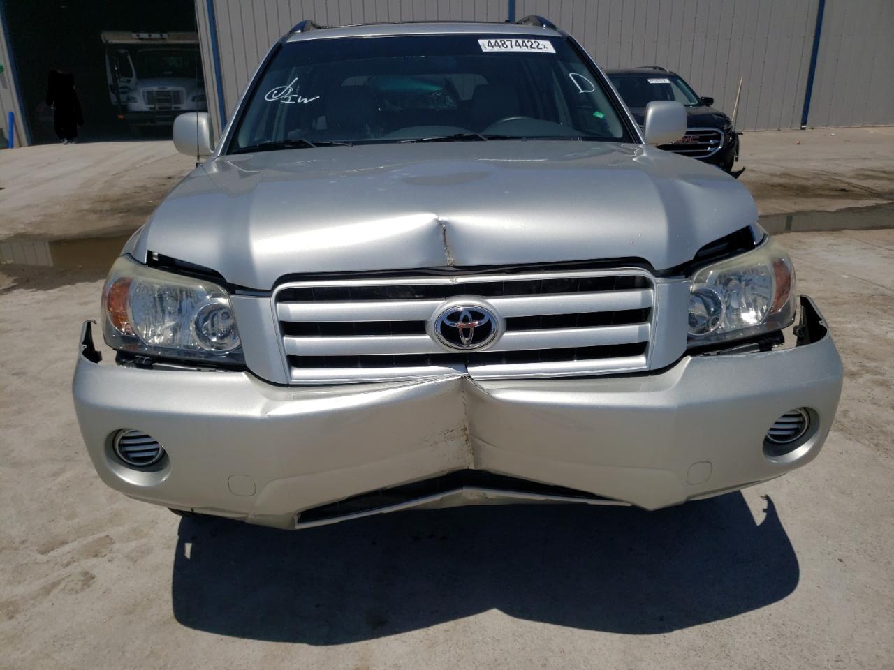 Photo 9 from auction – 2006 TOYOTA HIGHLANDER with VIN JTEGD21A760142971