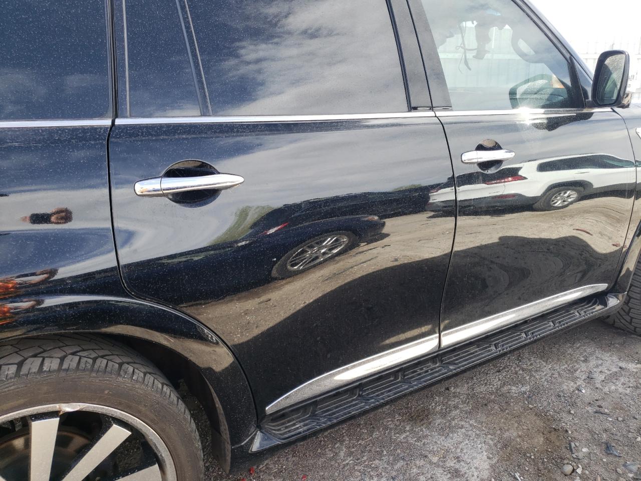 Photo 9 from auction – 2014 INFINITI QX80 with VIN JN8AZ2NF2E9555090
