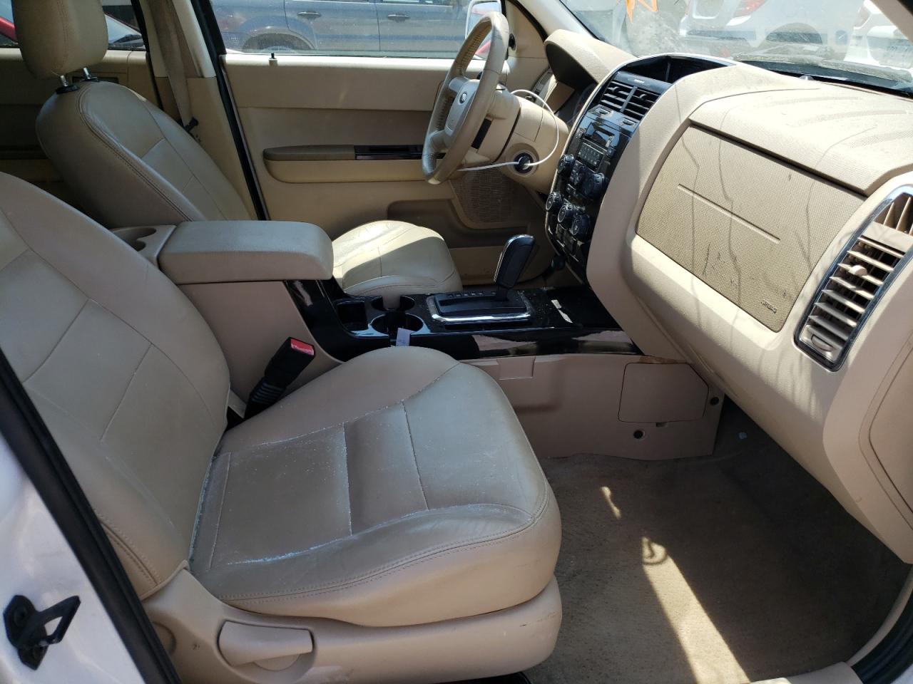 Photo 5 from auction – 2008 FORD ESCAPE LIM with VIN 1FMCU04198KB09217