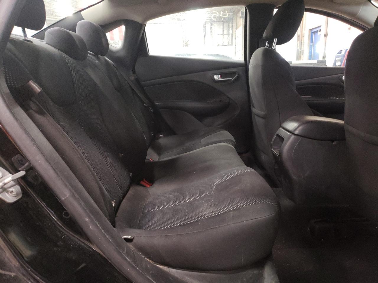 Photo 6 from auction – 2015 DODGE DART SE with VIN 1C3CDFAA2FD187615