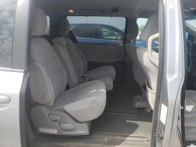 Photo 6 from auction – 2015 TOYOTA SIENNA LE with VIN 5TDKK3DC3FS575269