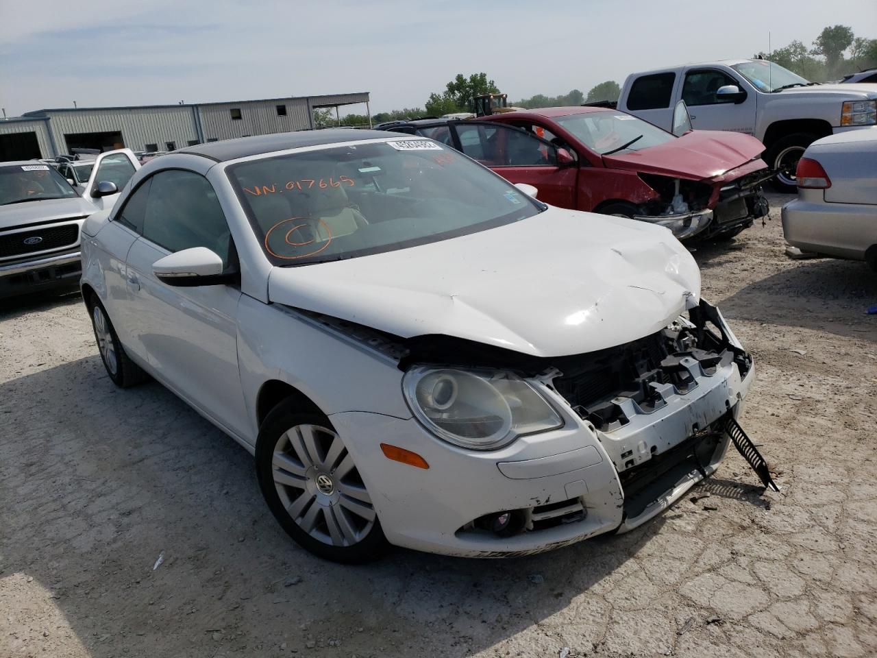 VOLKSWAGEN EOS TURBO 2009 with VIN WVWBA71F19V017665 - Photo from auction