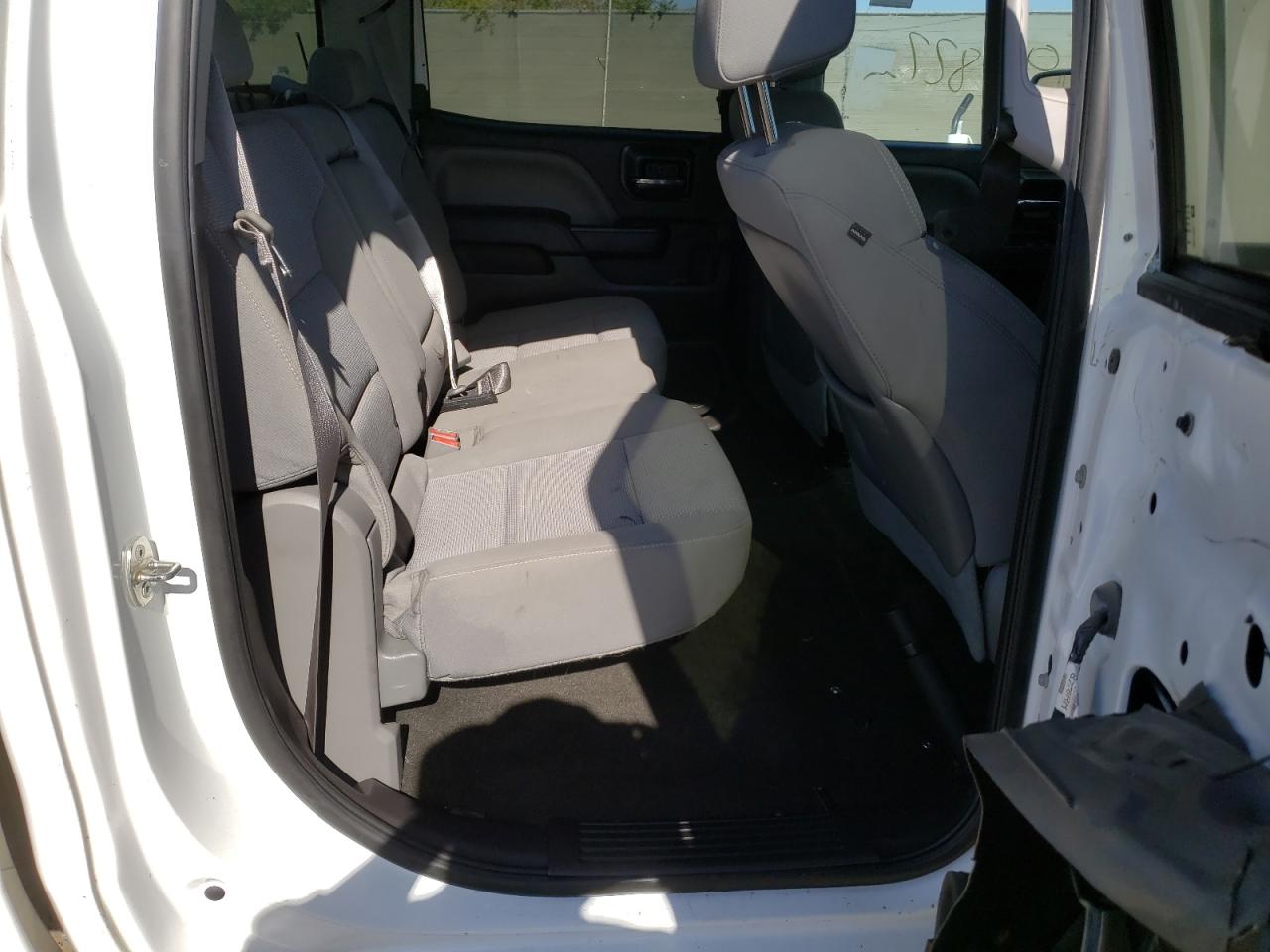 Photo 6 from auction – 2015 CHEVROLET SILVERADO with VIN 3GCUKPEC1FG226494