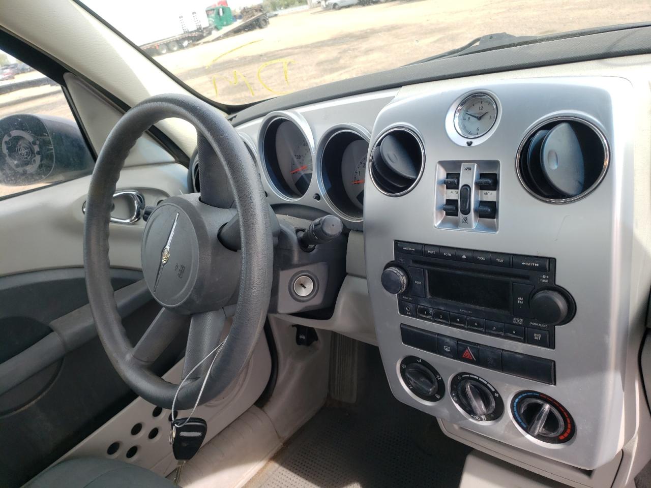 Photo 9 from auction – 2008 CHRYSLER PT CRUISER with VIN 3A8FY48B68T114138