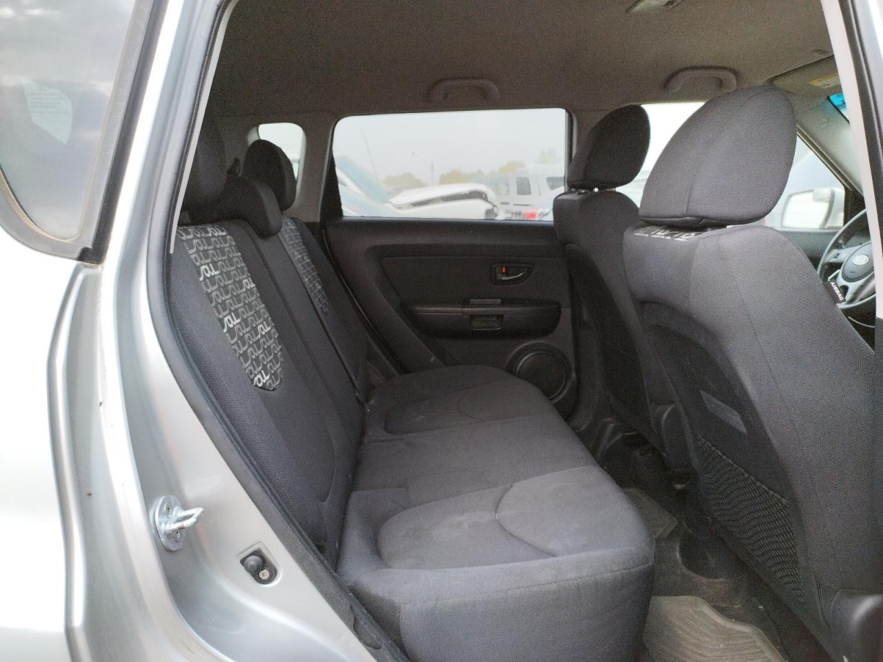 Photo 6 from auction – 2011 KIA SOUL + with VIN KNDJT2A27B7309031