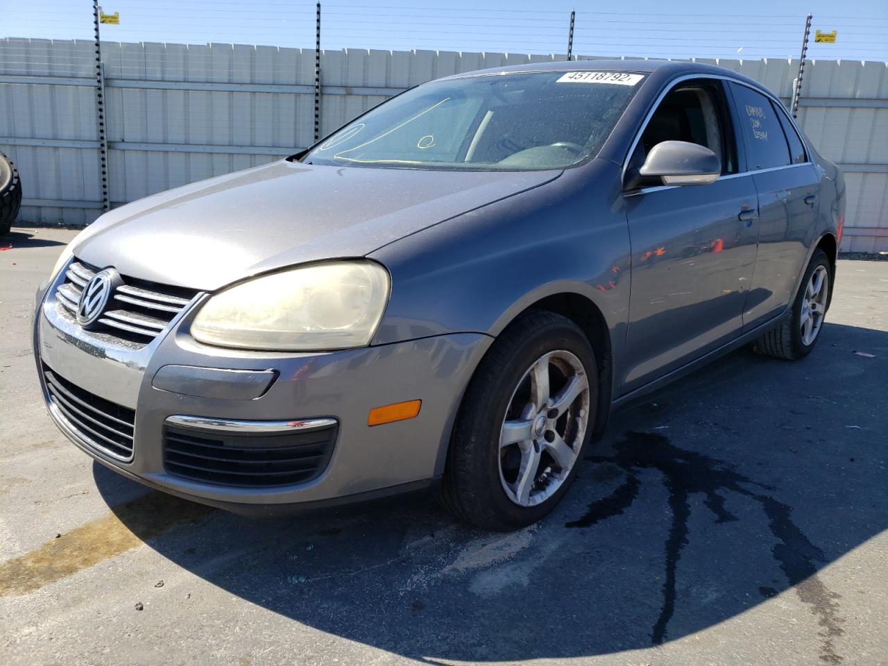 Photo 2 from auction – 2006 VOLKSWAGEN JETTA 2.5L with VIN 3VWDF71K66M634411