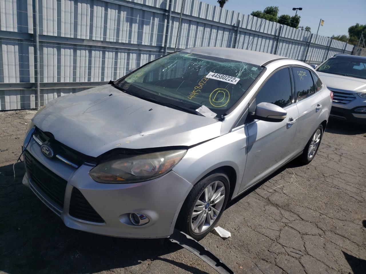 Photo 2 from auction – 2012 FORD FOCUS SEL with VIN 1FAHP3H24CL162440
