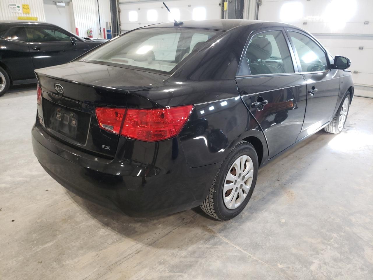 Photo 4 from auction – 2012 KIA FORTE EX with VIN KNAFU4A29C5583758