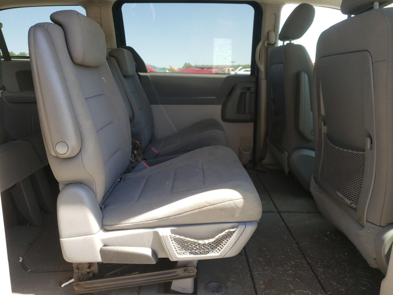 Photo 6 from auction – 2009 DODGE GRAND CARA with VIN 2D8HN44E39R542098